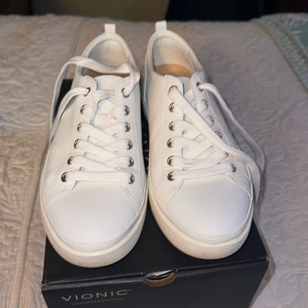 Vionic Winny Sneaker